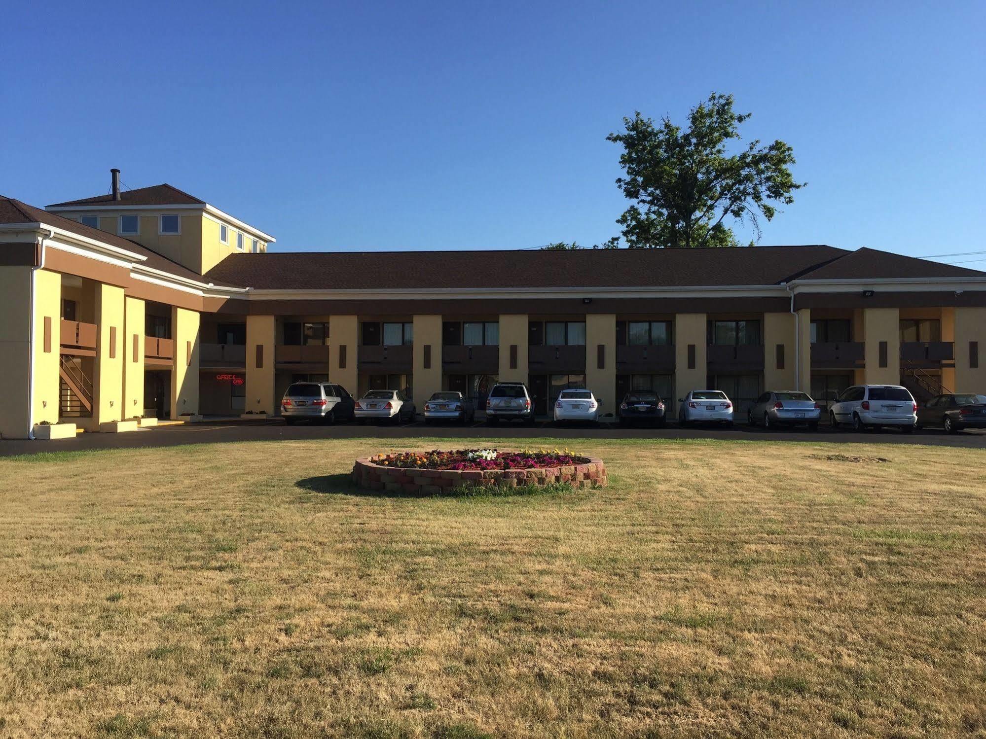 Scottish Inns Tonawanda Exterior foto