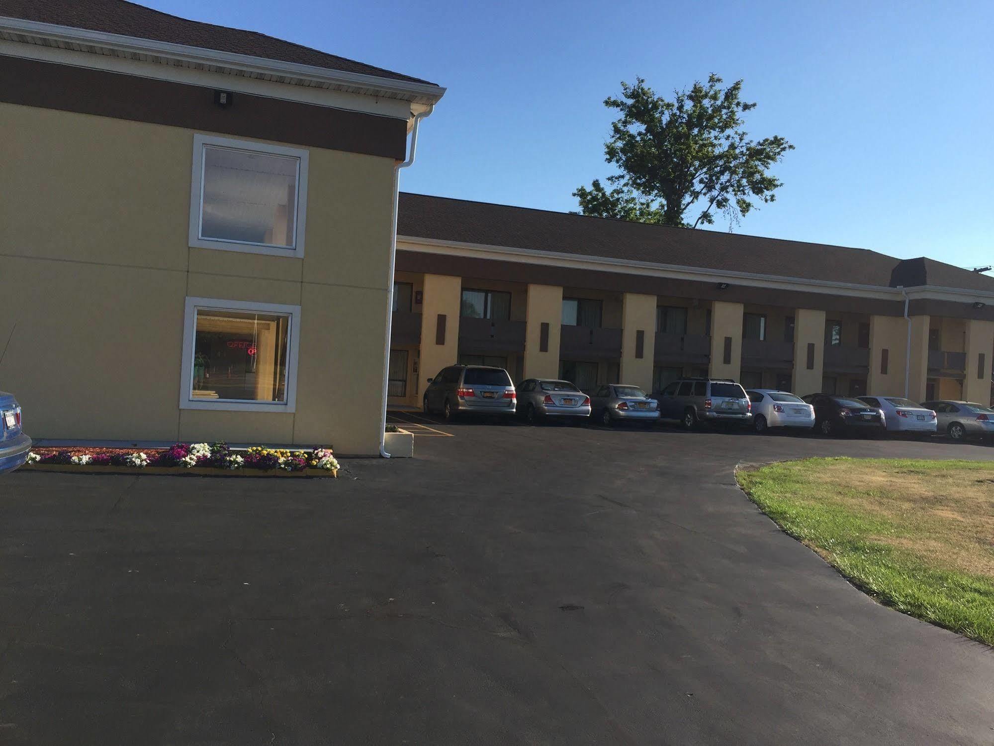Scottish Inns Tonawanda Exterior foto